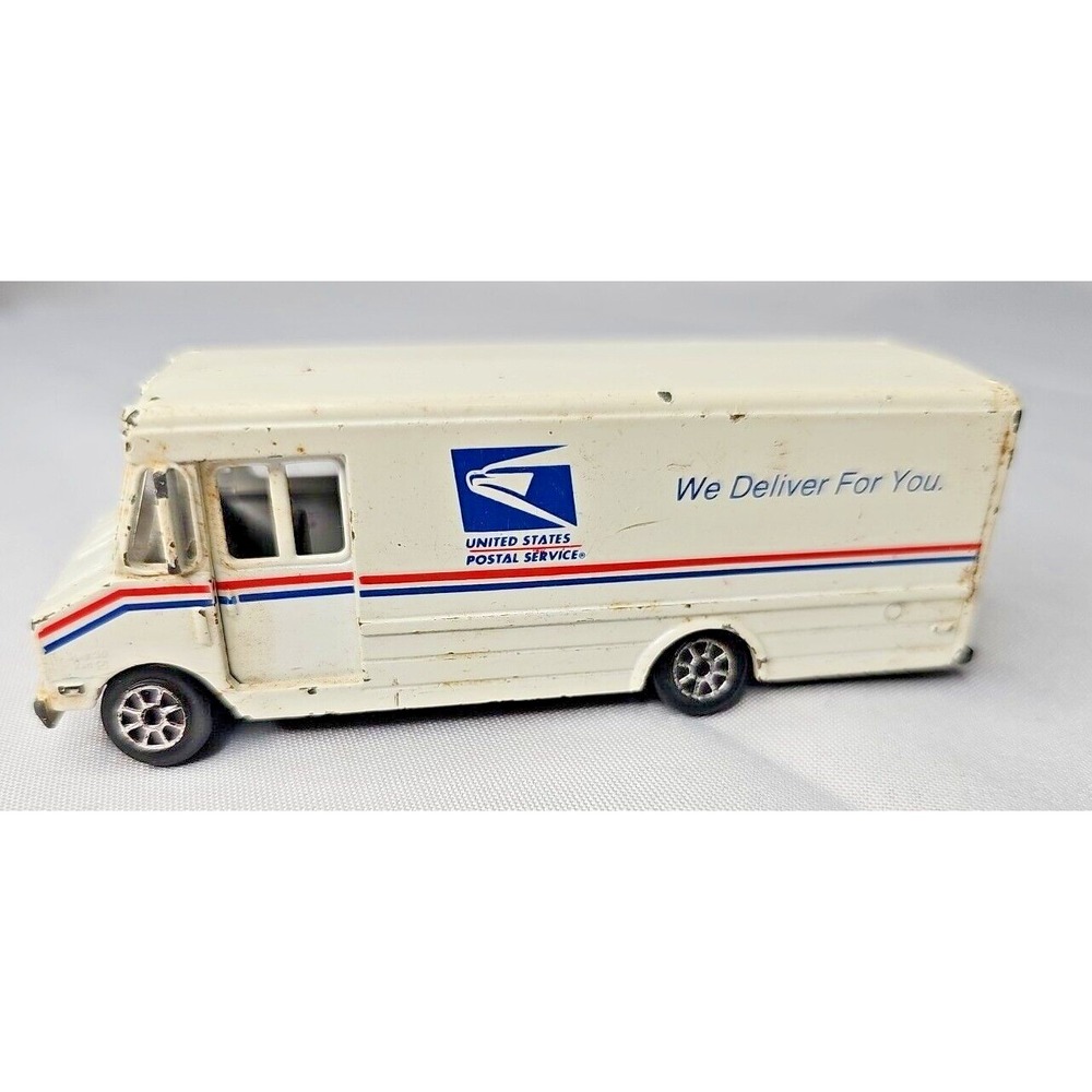 Vintage 1994 USPS Chevrolet Delivery Step Van 1:64 Road Champs  4 1/2" long‎